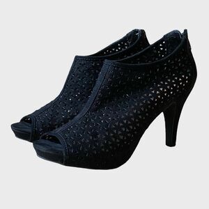 Madden Girl High Heel Ankle Booties Size 9 Black Perforated Open Toe Zipper